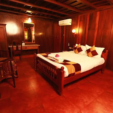 Kondai Lip Backwater Heritage Resort Kochi Exterior photo