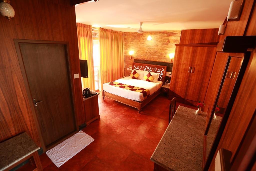 Kondai Lip Backwater Heritage Resort 4*