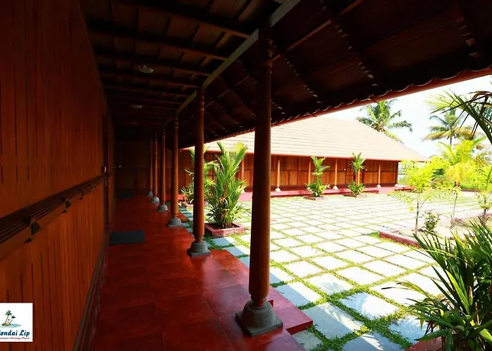 Kondai Lip Backwater Heritage Resort