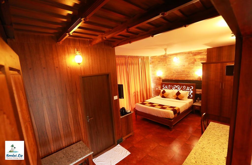 सहारा Kondai Lip Backwater Heritage 4*