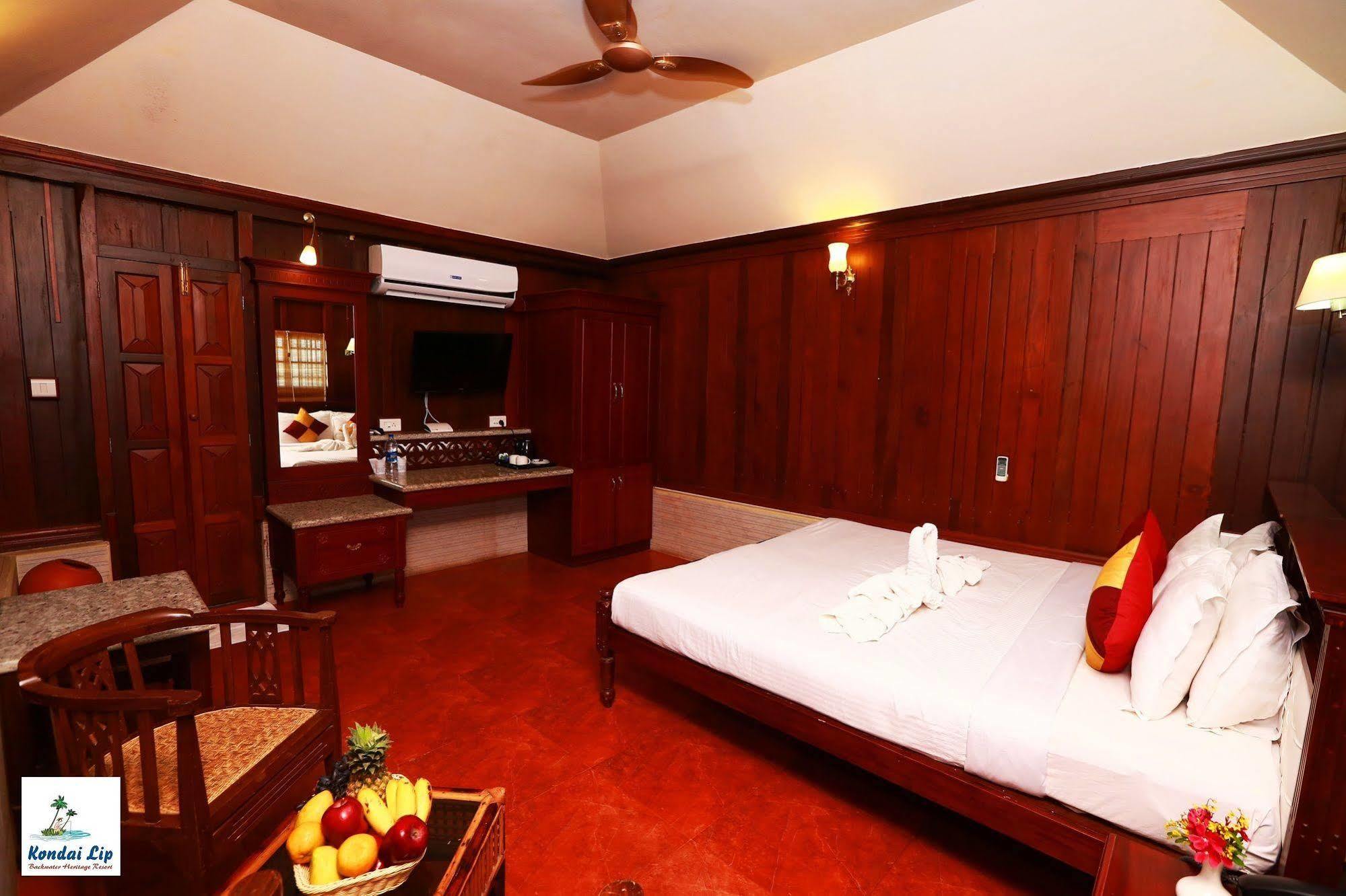 Kondai Lip Backwater Heritage सहारा Kochi